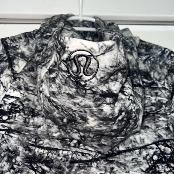 NWOT Lululemon Seawheeze Scube Hoodie ❤️ - Picture 3 of 8